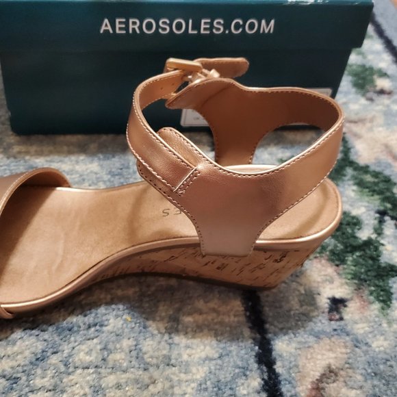 Pink Metallic Wedge Sandals Barbiecore Size 6 - Picture 4 of 7